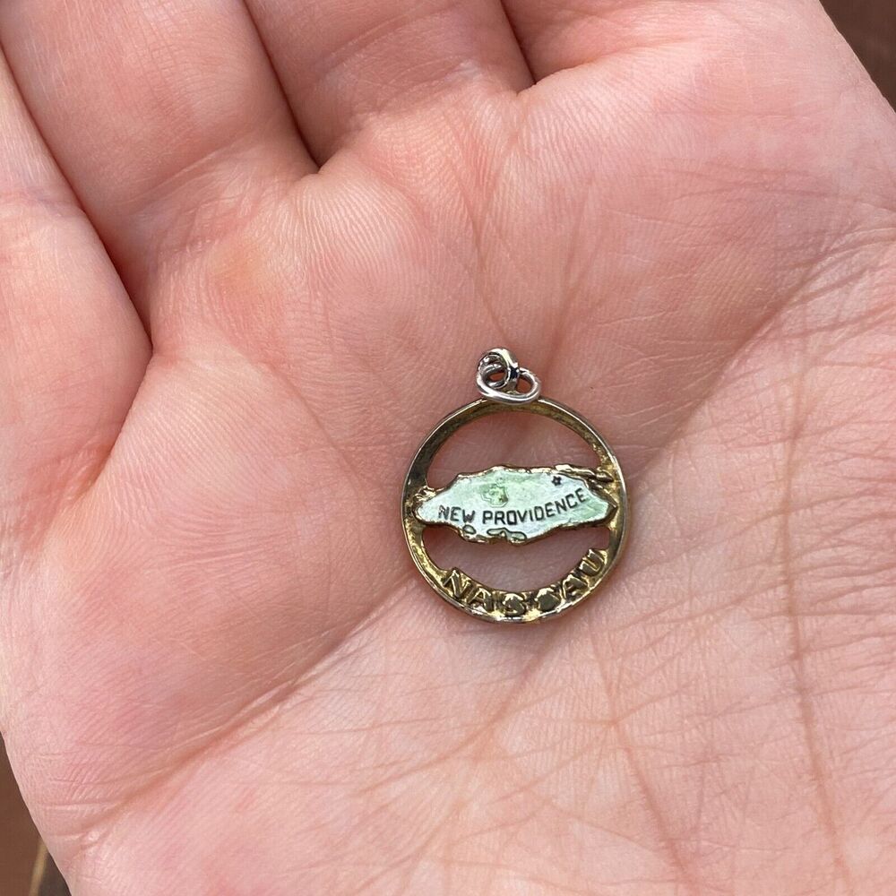 Vintage BMCo 925 Sterling Silver "New Providence Nassau" Pendant Bracelet Charm